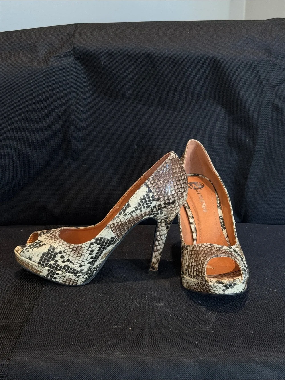 Who What Wear peep toe